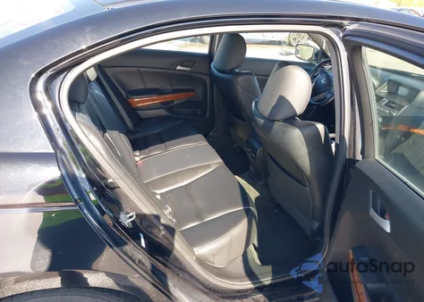 2011 Honda Accord 2.4 Ex-L from USA, damaged, VIN 1HGCP2F83BA014846